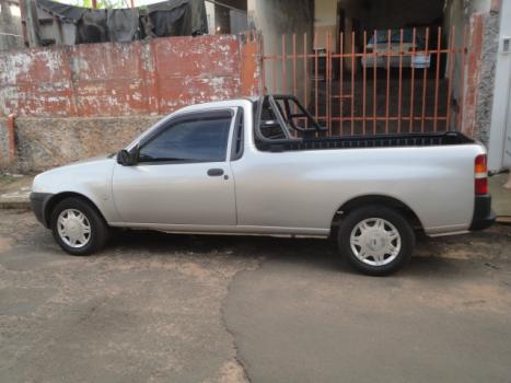 FORD Courier 1.6 L, Foto 2