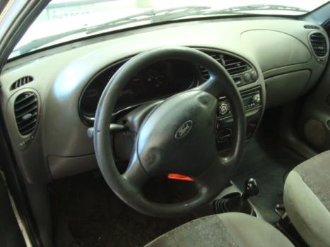 FORD Courier 1.6 L, Foto 2