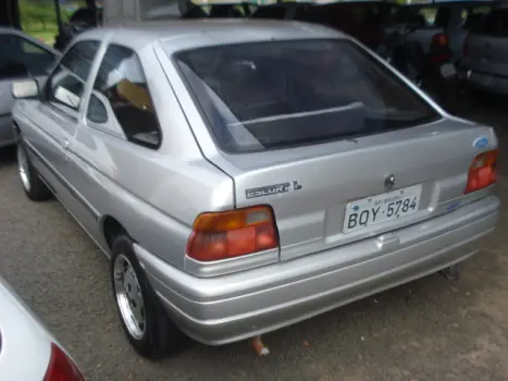 FORD Escort 1.6 L, Foto 2