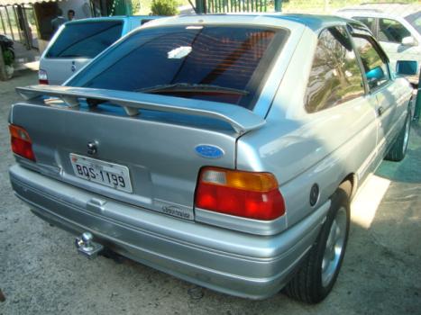 FORD Escort 1.8 L, Foto 2