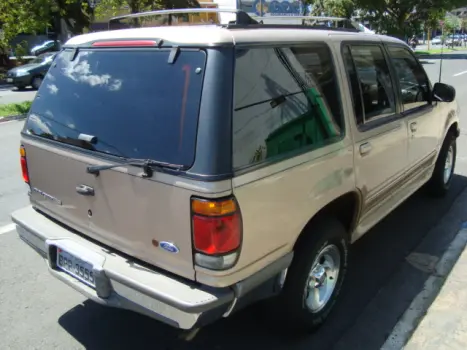 FORD Explorer 4.0 V6 24V XLT AUTOM�TICO, Foto 4
