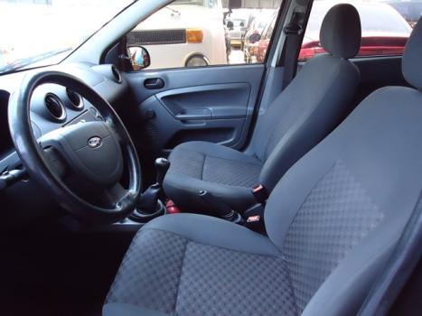 FORD Fiesta Hatch 1.0 4P, Foto 3