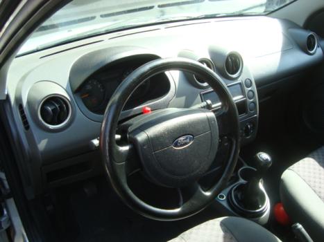 FORD Fiesta Hatch 1.0 4P FLEX, Foto 3