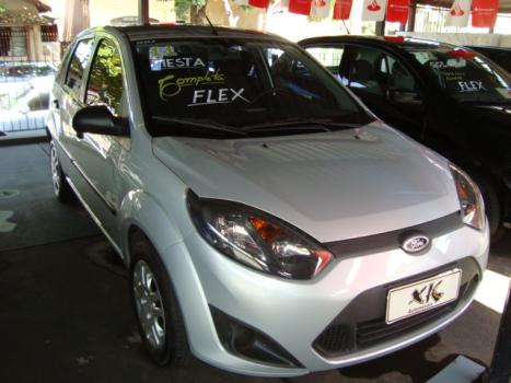 FORD Fiesta Hatch 1.0 4P FLEX, Foto 2