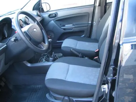 FORD Fiesta Hatch 1.6 4P FLEX, Foto 4