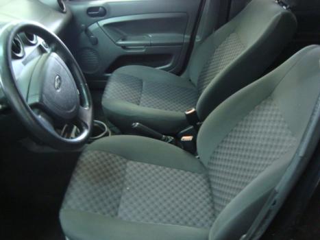 FORD Fiesta Hatch 1.0 4P, Foto 2