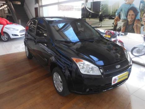 FORD Fiesta Hatch 1.6 4P FLEX, Foto 2