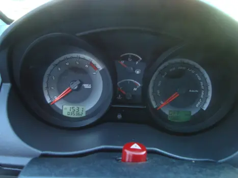 FORD Fiesta Hatch 1.6 4P FLEX, Foto 3