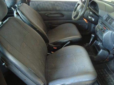 FORD Fiesta Hatch 1.3, Foto 2