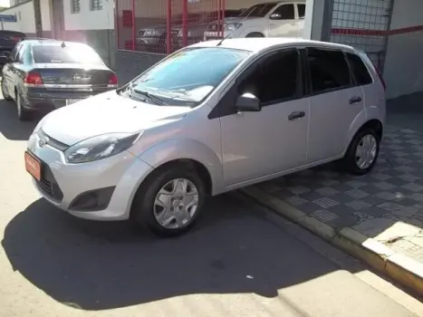 FORD Fiesta Hatch 1.6 4P FLEX, Foto 2