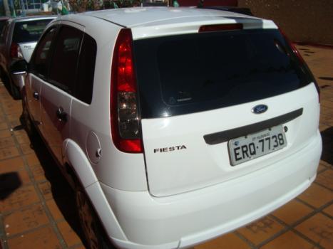 FORD Fiesta Hatch 1.0 4P, Foto 2