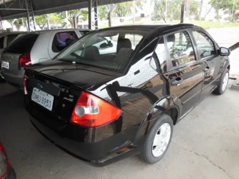 FORD Fiesta Sedan 1.6 4P FLEX, Foto 2