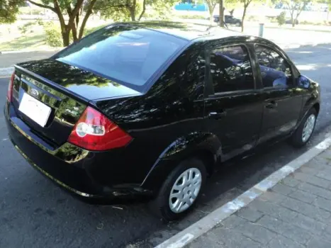 FORD Fiesta Sedan 1.6 4P FLEX, Foto 2