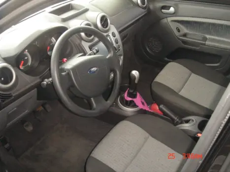 FORD Fiesta Sedan 1.6 4P FLEX, Foto 4