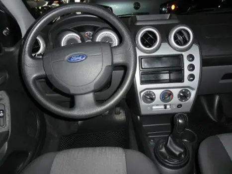 FORD Fiesta Sedan 1.6 4P FLEX, Foto 3