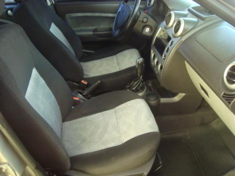 FORD Fiesta Sedan 1.6 4P FLEX, Foto 2