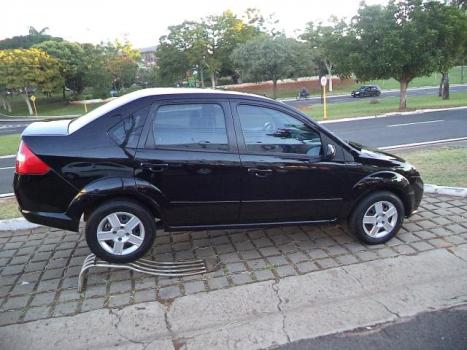 FORD Fiesta Sedan 1.6 4P FLEX, Foto 1