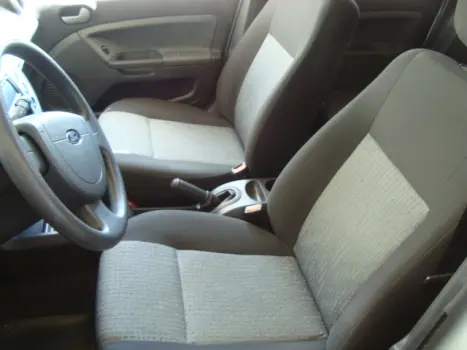 FORD Fiesta Sedan 1.6 4P CLASS FLEX, Foto 3