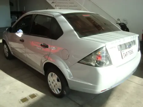 FORD Fiesta Sedan 1.6 4P FLEX, Foto 4