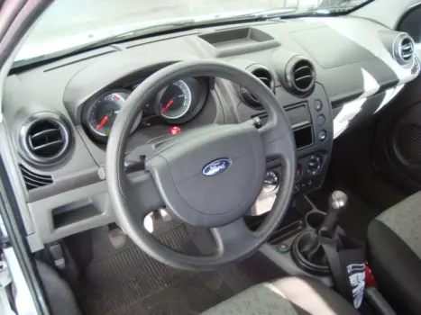 FORD Fiesta Sedan 1.6 4P FLEX, Foto 3