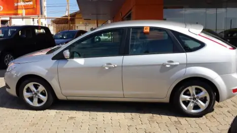 FORD Focus Hatch 1.6 4P GLX FLEX, Foto 2