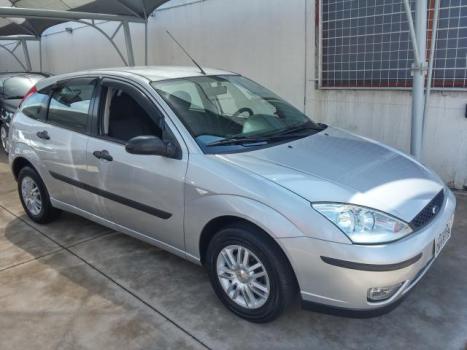FORD Focus Hatch 1.6 4P GL, Foto 3