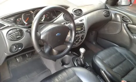 FORD Focus Hatch 1.6 4P GLX FLEX, Foto 3