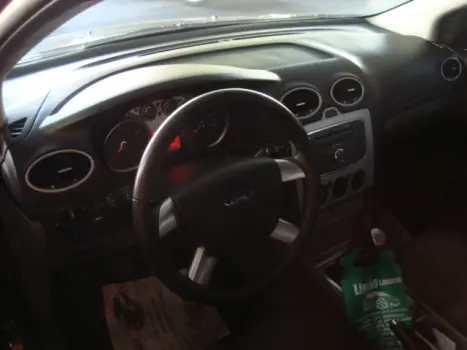 FORD Focus Hatch 1.6 4P GLX FLEX, Foto 3