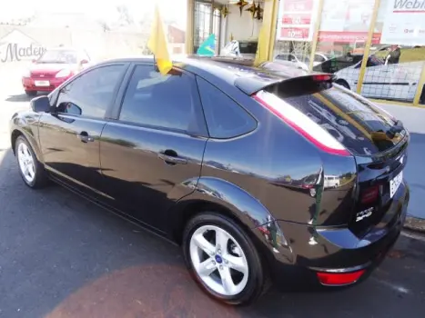 FORD Focus Hatch 1.6 4P GLX FLEX, Foto 3
