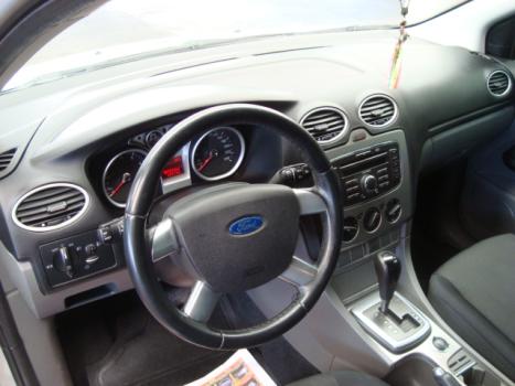 FORD Focus Hatch 2.0 16V 4P FLEX AUTOM�TICO, Foto 3