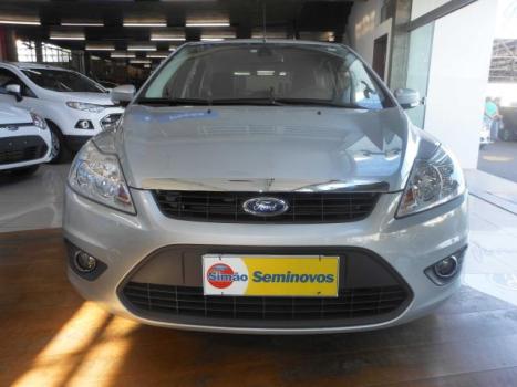 FORD Focus Hatch 2.0 16V 4P GLX, Foto 1