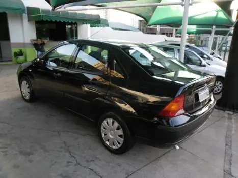 FORD Focus Sedan 1.6 4P GLX FLEX, Foto 3