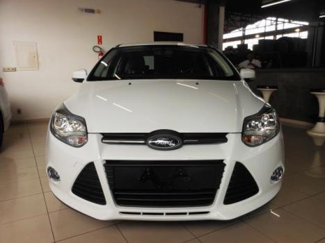 FORD Focus Sedan 2.0 16V 4P SE PLUS DIRECT FLEX, Foto 1