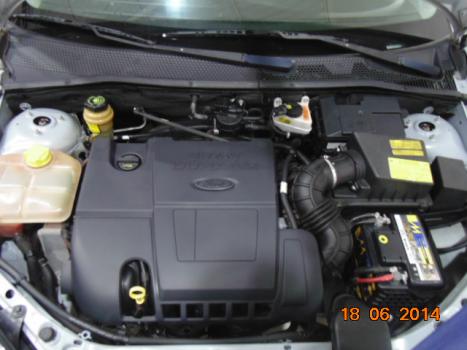 FORD Focus Sedan 2.0 16V 4P GLX FLEX, Foto 4