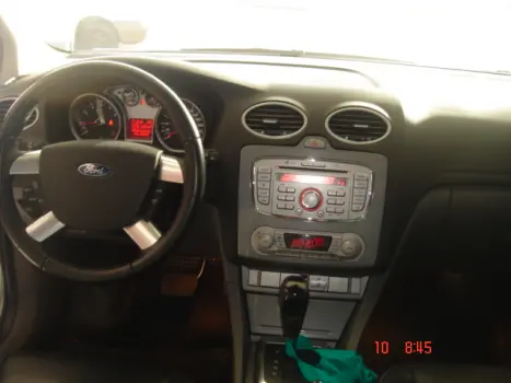 FORD Focus Sedan 2.0 16V 4P FLEX TITANIUM AUTOM�TICO, Foto 1