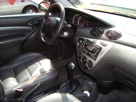 FORD Focus Sedan 2.0 16V 4P GLX, Foto 3