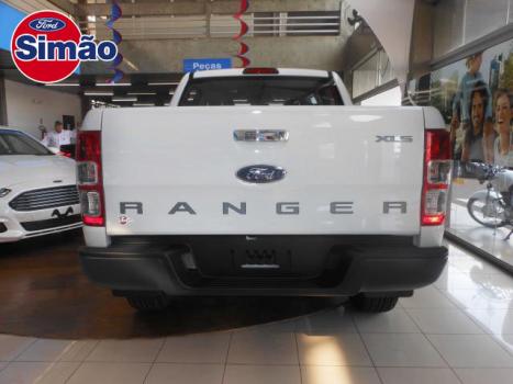 FORD Ranger 2.5 CABINE DUPLA XLS DURATEC FLEX, Foto 4