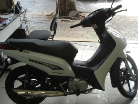 HONDA Biz 125 EX, Foto 1
