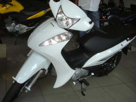 HONDA Biz 125 EX, Foto 2