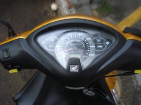 HONDA Biz 125 EX, Foto 3
