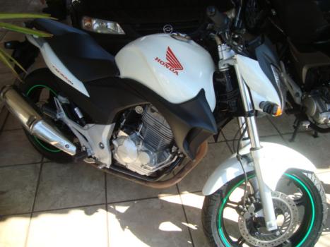 HONDA CB 300 R, Foto 2