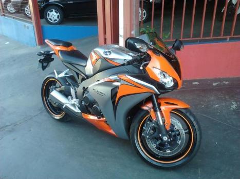 HONDA CBR 1000 RR FIRE BLADE, Foto 1