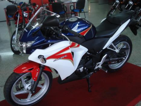 HONDA CBR 250 R, Foto 1