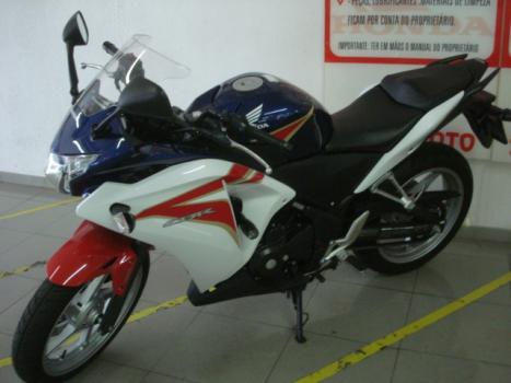 HONDA CBR 250 R, Foto 2