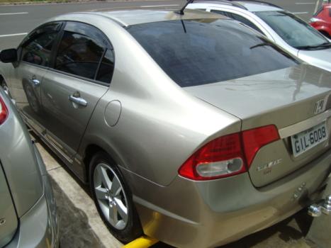 HONDA Civic 1.8 16V 4P FLEX LXS, Foto 2