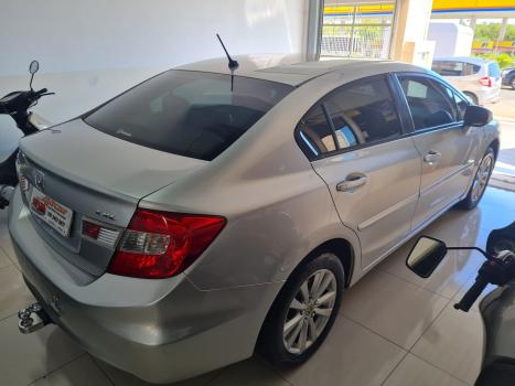 HONDA Civic 1.8 16V 4P FLEX LXL AUTOM�TICO, Foto 8