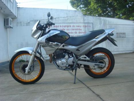 HONDA NX Falcon 400, Foto 1