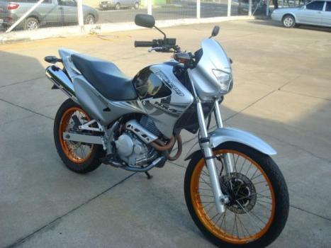HONDA NX Falcon 400, Foto 2