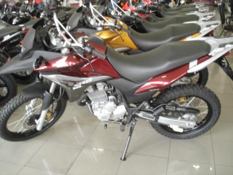 HONDA XRE 300 , Foto 2