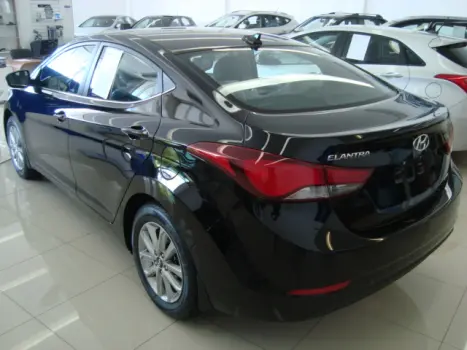 HYUNDAI Elantra 2.0 16V 4P GLS AUTOM�TICO, Foto 2
